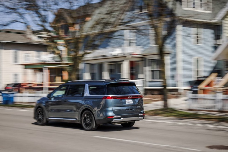 Kia-Carnival-2022-5