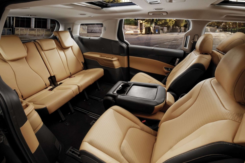Kia-Carnival-3