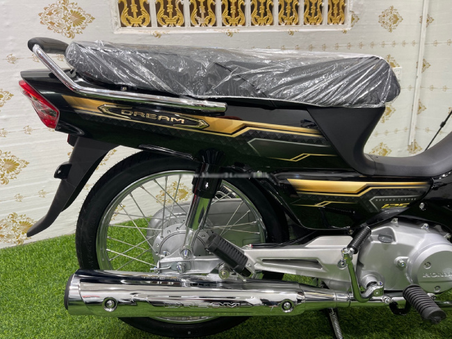 honda-dream-11