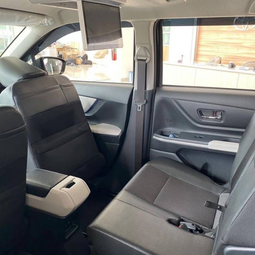 toyota-avanza-2022-4