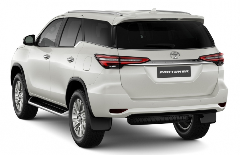 toyota-fortuner-4