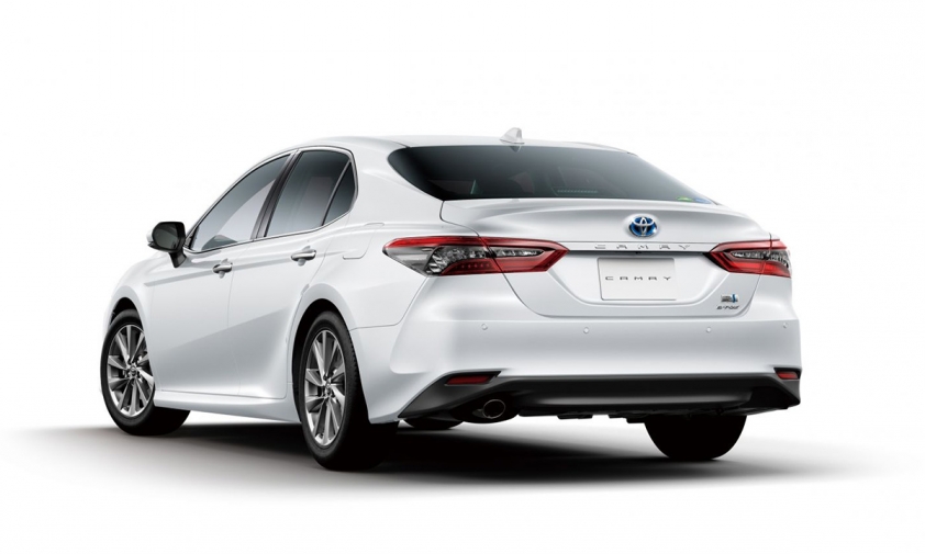 toyota-camry-2022-3