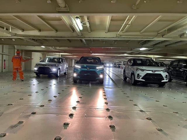 toyota-raize-1