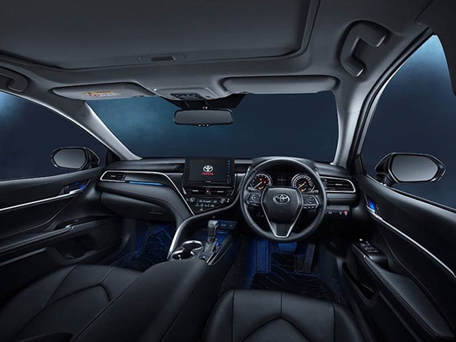 toyota-camry-hybrid-2