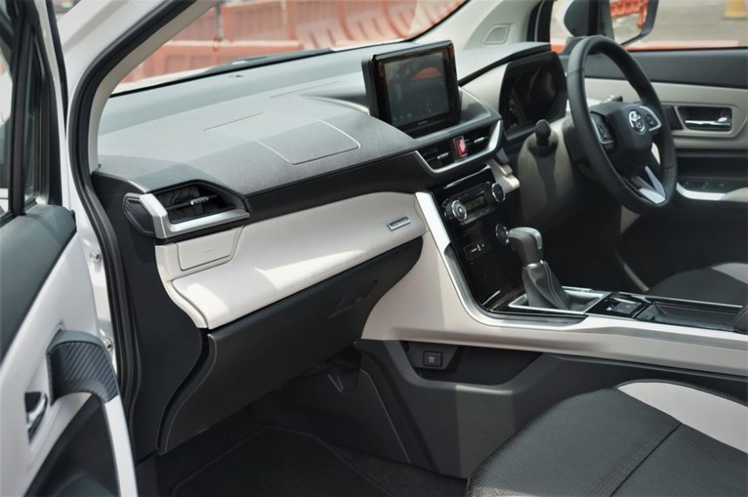 toyota-veloz-2022-3