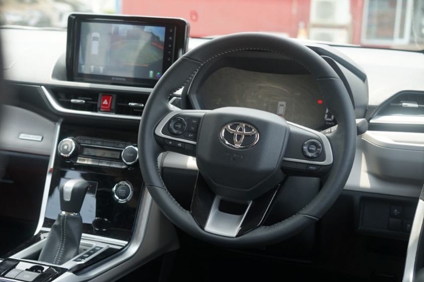 toyota-veloz-2022-4