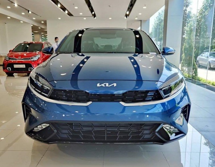kia-k3-7