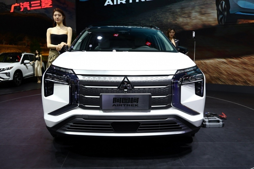 mitsubishi-airtrek-ev-2022-1