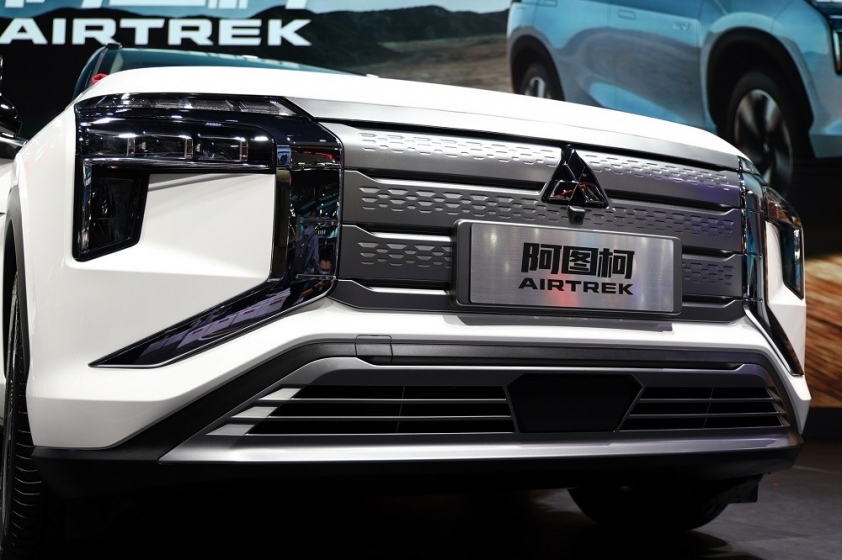 mitsubishi-airtrek-ev-2022-8