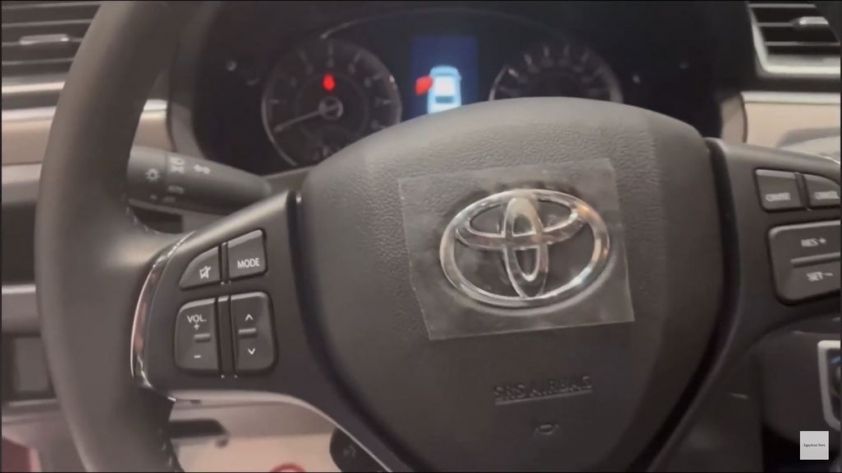 Toyota-Belta-2022-5