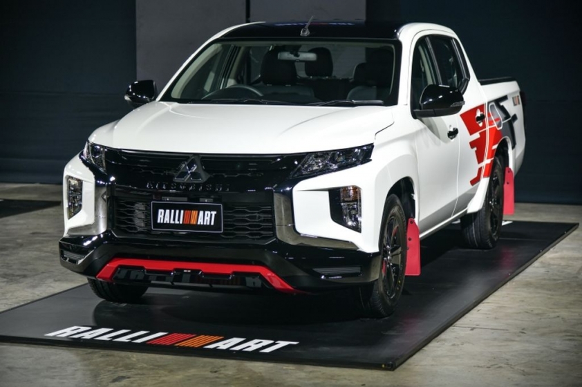 Mitsubishi-Triton-Ralliart-1