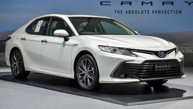 toyota-camry-2022
