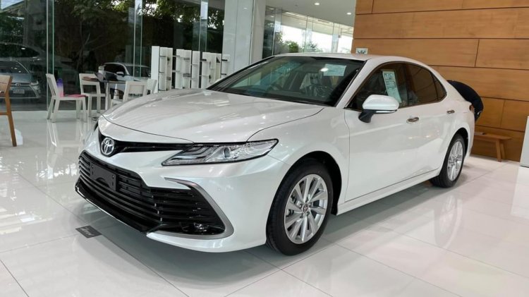 toyota-camry-2022-3