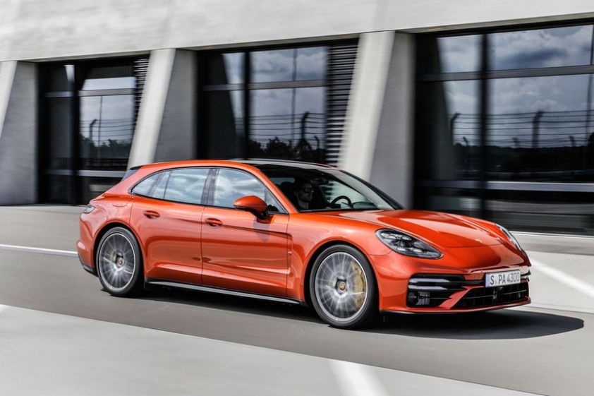 Porsche-Panamera-Turbo-S