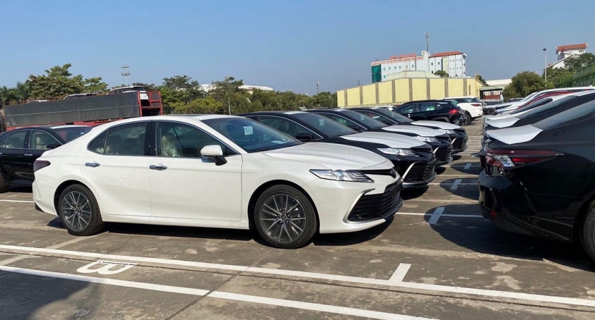 toyota-camry-2022-2