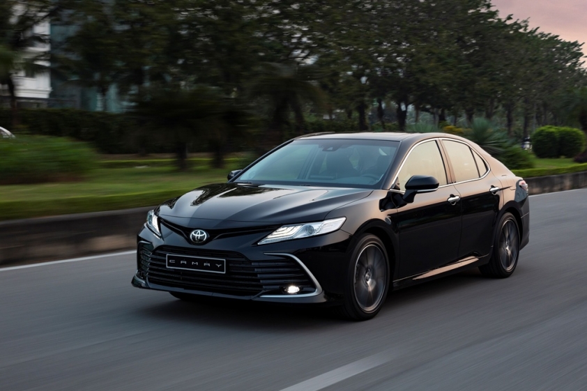 toyota-camry-2022-1