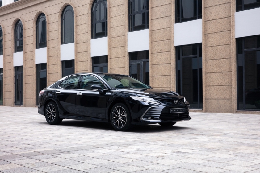 toyota-camry-2022-4