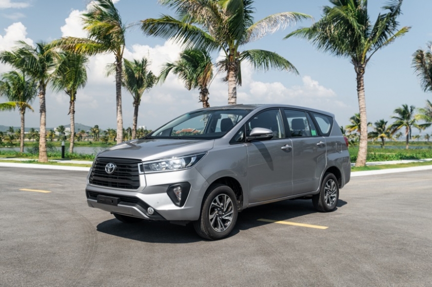 toyota-innova