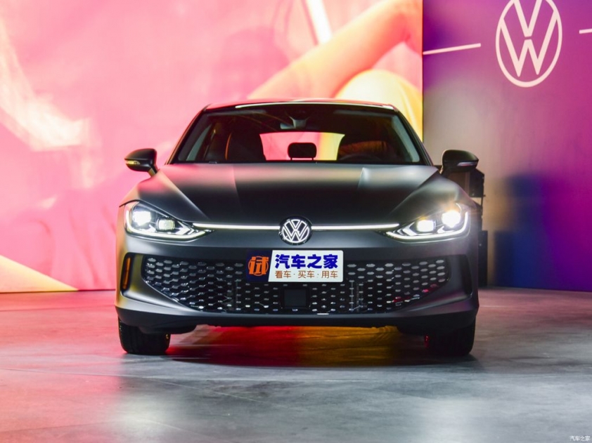 Volkswagen-Lamando-L-2022