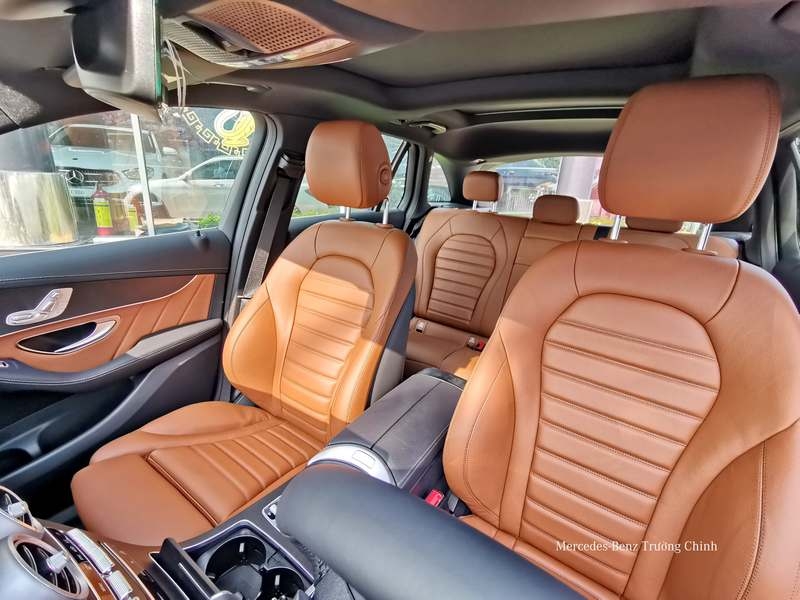 mercedes-benz-glc-2022-3