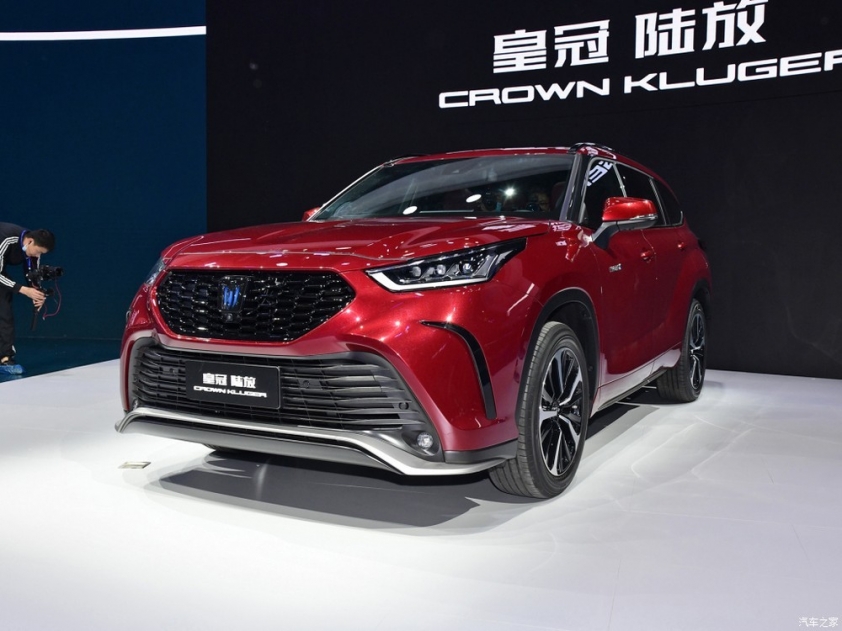 toyota-crown-kluger