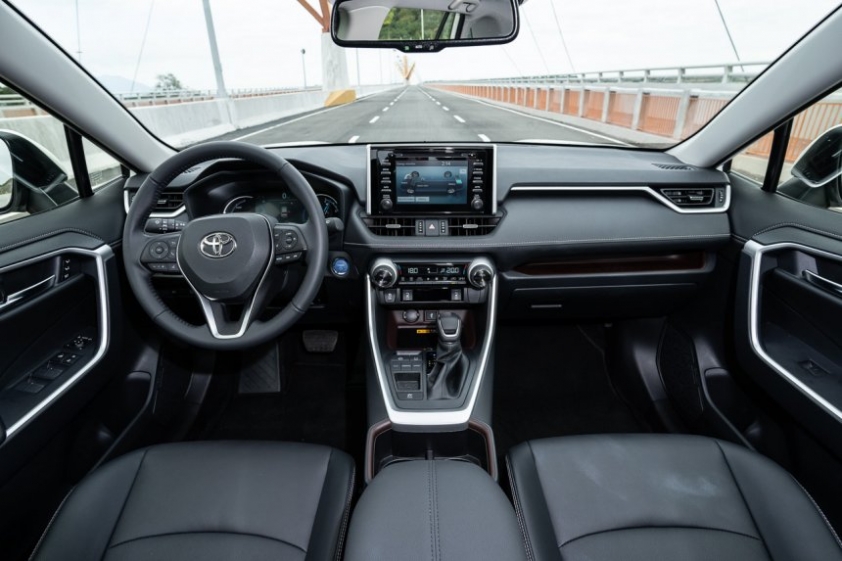 toyota-rav4-3