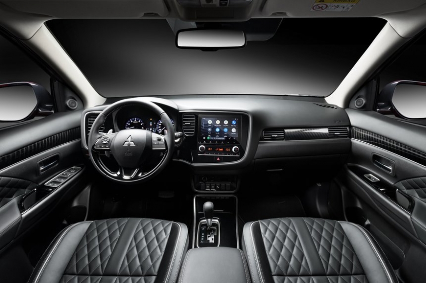 mitsubishi-outlander-2022-3