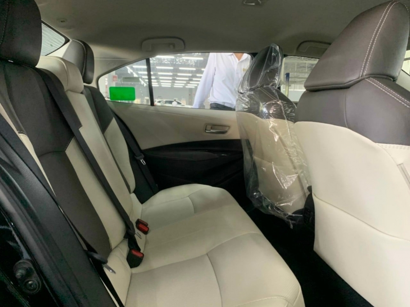 toyota-corolla-altis-2022-15