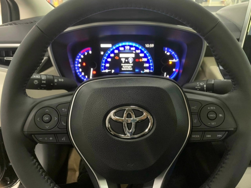toyota-corolla-altis-2022-16