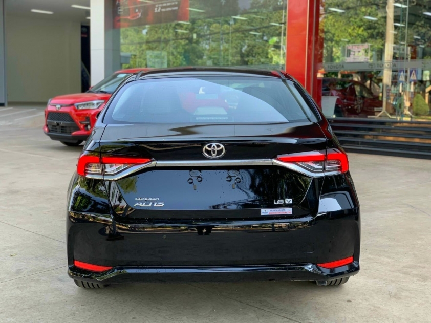 toyota-corolla-altis-2022-7