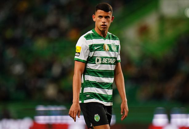 Tin chuyển nhượng tối 16/8: Ronaldo phải làm điều chưa từng có trong sự nghiệp để rời đi 172763