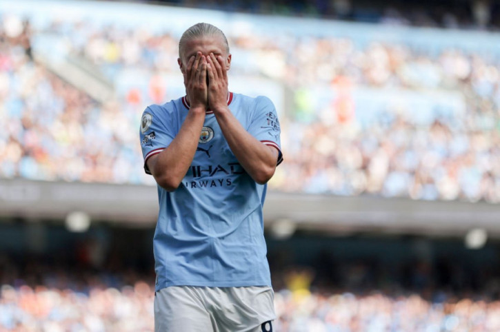 Haaland vui vẻ bên 'người tình thứ 6' sau chiến thắng của Man City 173732