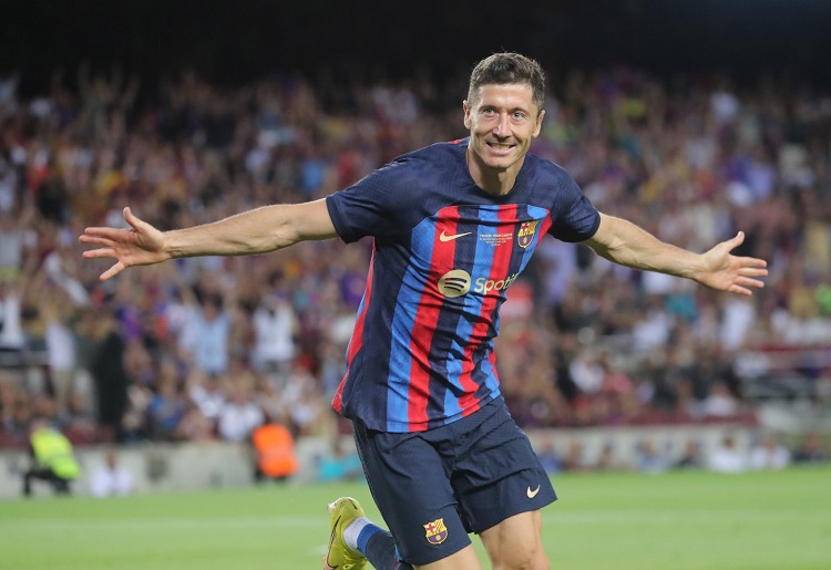 Lewandowski vẫn đang là ngòi nổ chính trong lối chơi của Barcelona