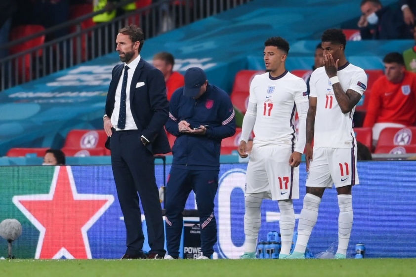 Đưa MU lên đỉnh, Sancho và Rashford được tưởng thưởng đầy xứng đáng 185511