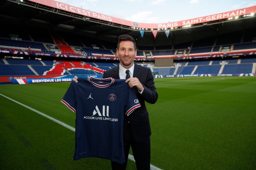 Tài đức vẹn toàn, Messi khiến 'ông trùm' PSG phải cúi đầu kính nể 185417