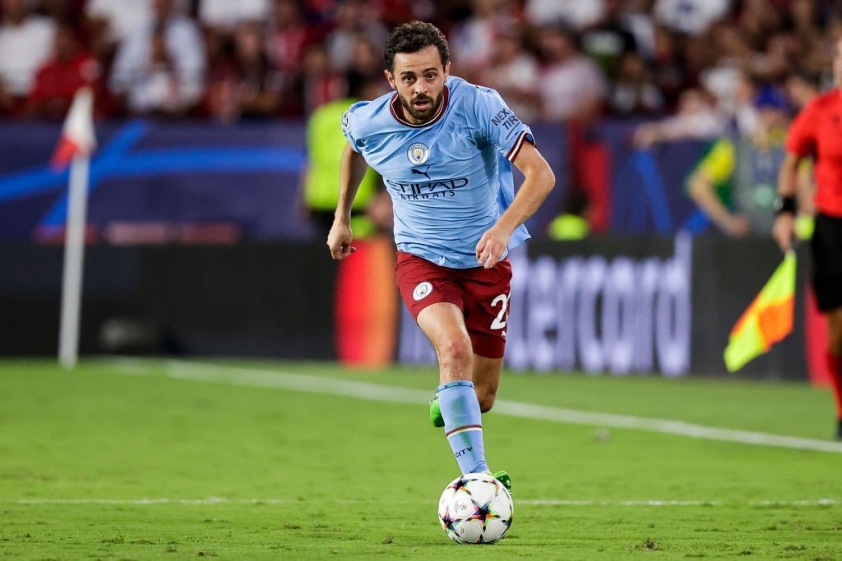 Messi trở về, Barca chốt luôn 'phù thủy sân cỏ' làm quà chào đón 185671