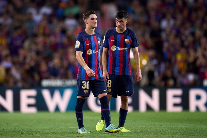 Barca vung tiền, chốt trụ cột 'quan trọng bậc nhất' của Chelsea 189155