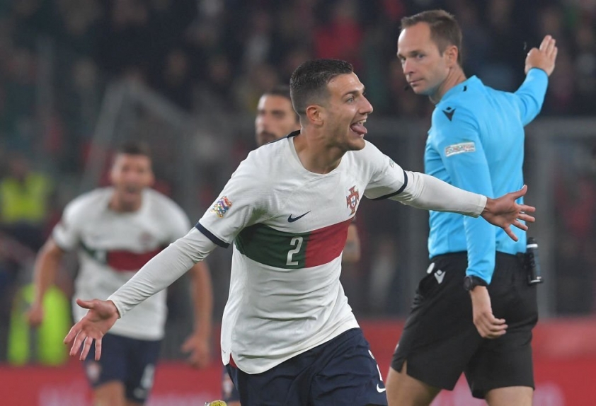 Kết quả bóng đá Nations League hôm nay 25/9: Ronaldo 'đổ máu', Tây Ban Nha gây thất vọng 192754