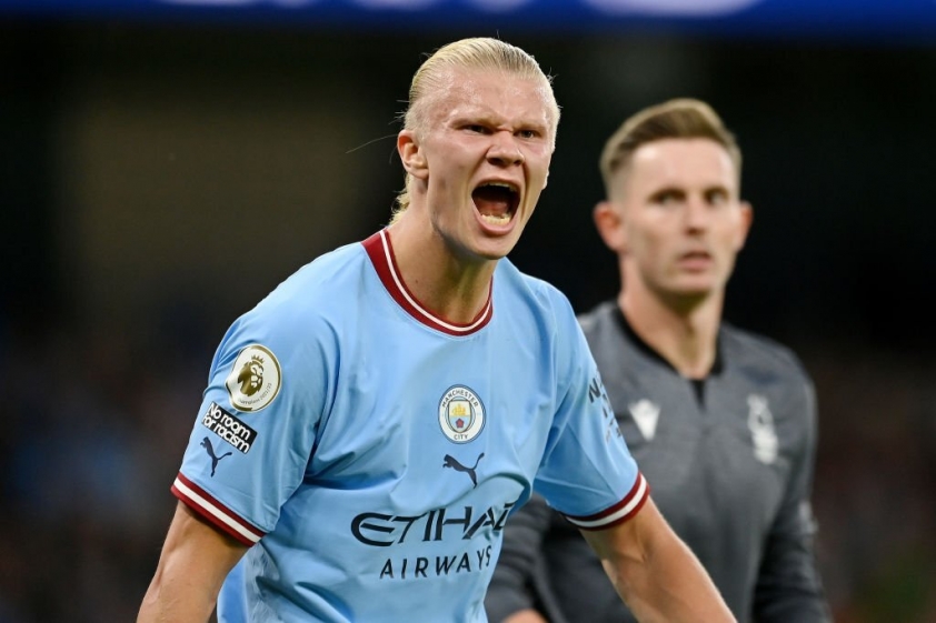 Pep Guardiola khiến MU sợ 'khiếp vía' trước thềm derby Manchester? 195657
