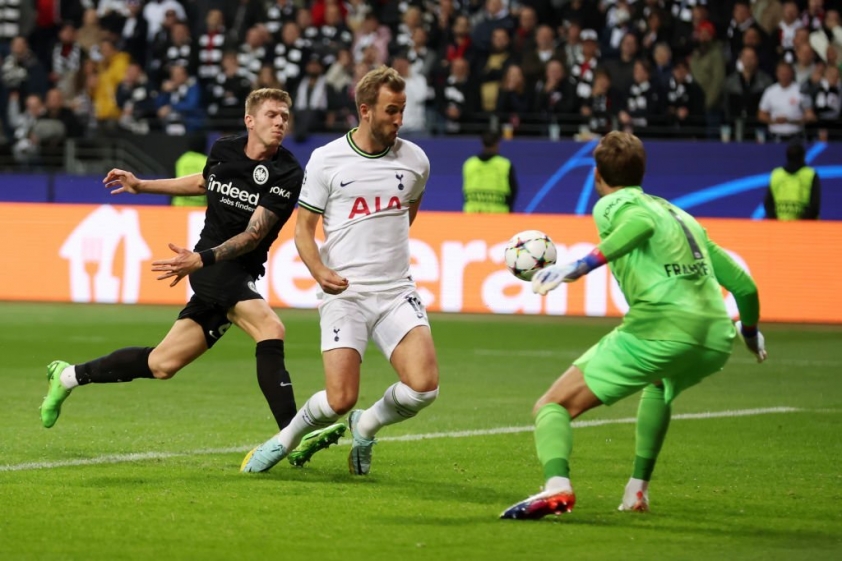 Conte chính thức 'mất ăn mất ngủ' vì Son Heung-min, Harry Kane 197522