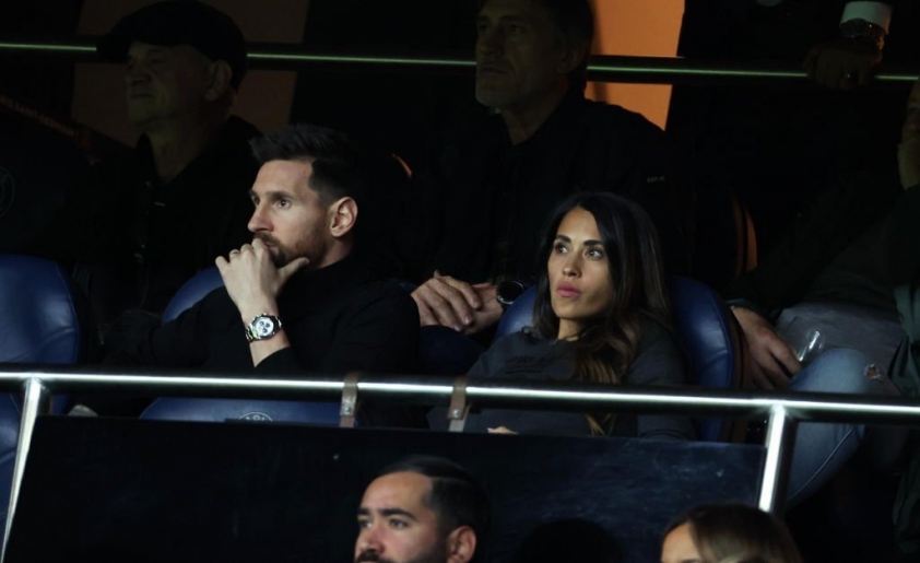 Không thi đấu, Messi vẫn ngầm đưa Mbappe vào 'khuôn phép' 201395