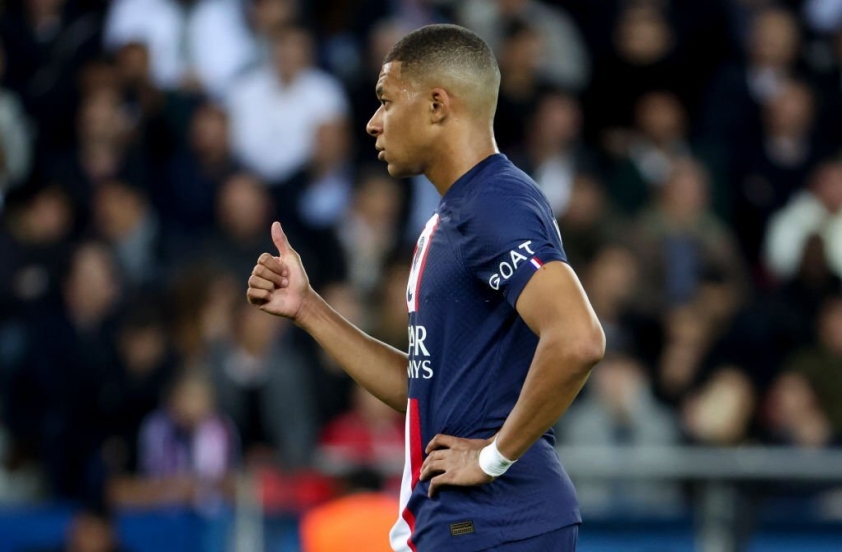 Mbappe có cơ hội sát cánh cùng thần tượng Ronaldo nếu rời PSG 201737