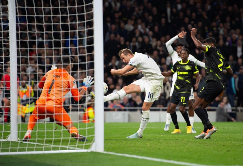 Tottenham đứng trước hiểm cảnh tại Champions League chỉ bởi HLV Conte 209929