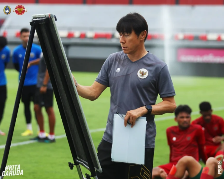 Kết quả bóng đá 23/12: Man City thể hiện đẳng cấp, tưng bừng AFF Cup 235211
