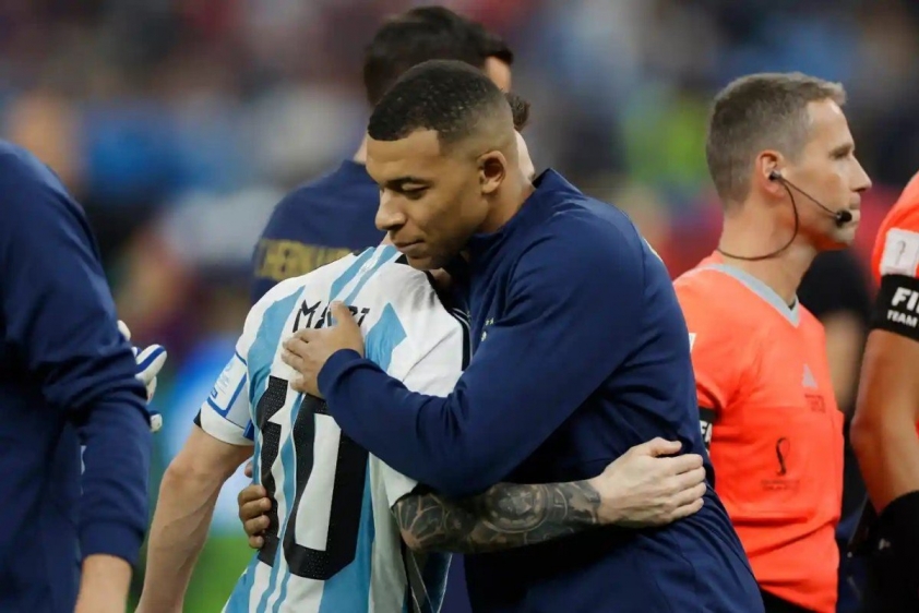 HLV PSG xác nhận 'cảm xúc' của Mbappe khi bị CĐV Argentina chế nhạo 236980