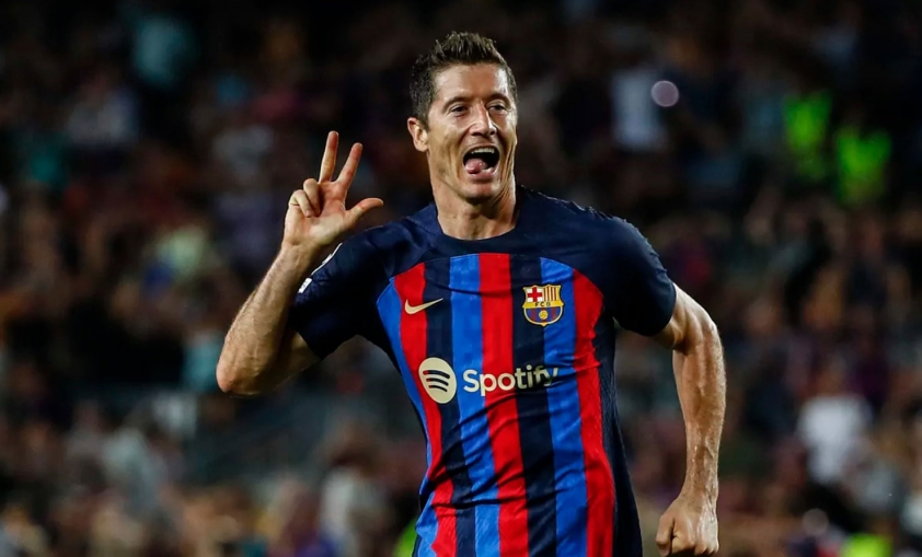 Messi, Mbappe bất ngờ thua kém 'bom tấn' Barca về thông số đặc biệt 241253