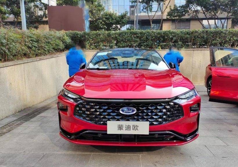ford-mondeo-1