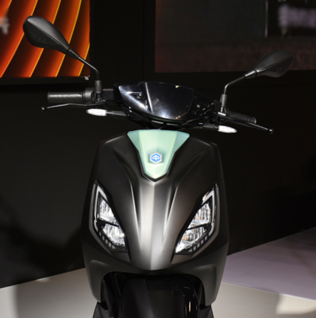 piaggio-one-5