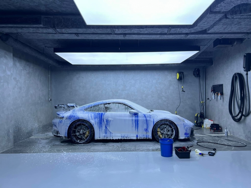 Porsche-911-GT3-2022-2