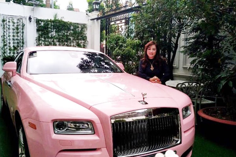 rolls-royce-wraith-nguyen-phuong-hang